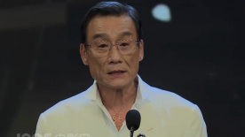 胸大的姑娘中文
